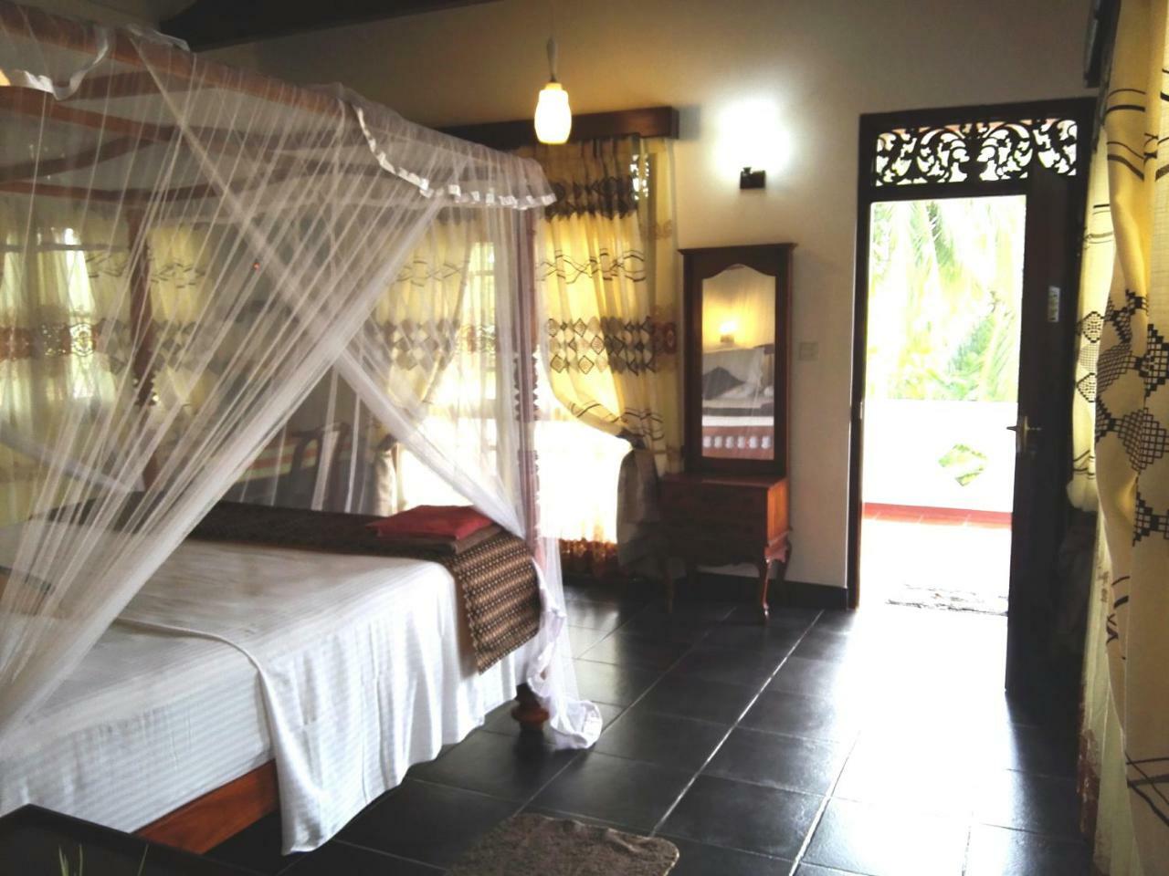The Oasis Villa Hikkaduwa Eksteriør bilde